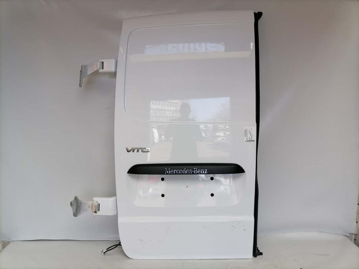 Mercedes Vito 447 original Fl&uuml;gelt&uuml;r links 9147 Arktikwei&szlig; Kastenwagen Bj.2022